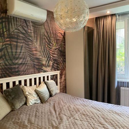 Appartement Corvin Luxury White à Budapest Extérieur photo